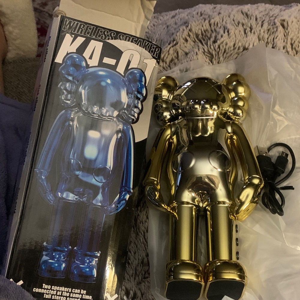 New in box Kaws KA-01 Wireless Speaker Gold